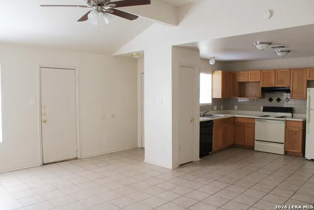 12214 MAVERICK BLUFF ST San Antonio, TX 78247