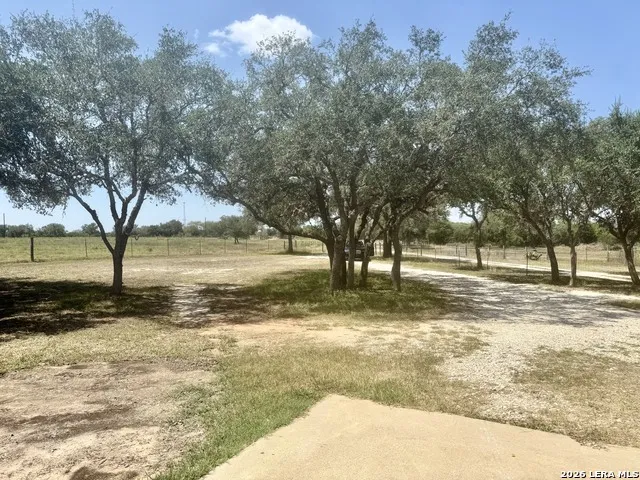 2952 Wofford Beeville, TX 78102