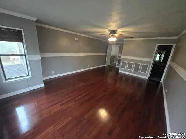 8007 SUNSHINE TRAIL DR San Antonio, TX 78244