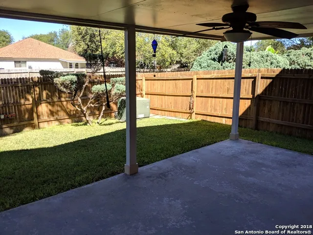 8007 SUNSHINE TRAIL DR San Antonio, TX 78244