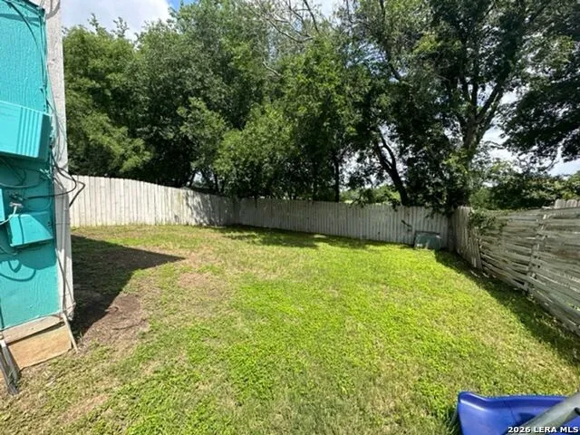 5212 MEADOW FLD Unit 2 San Antonio, TX 78250