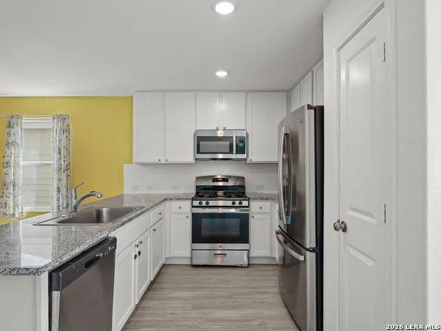 431 De Herrera San Antonio, TX 78220