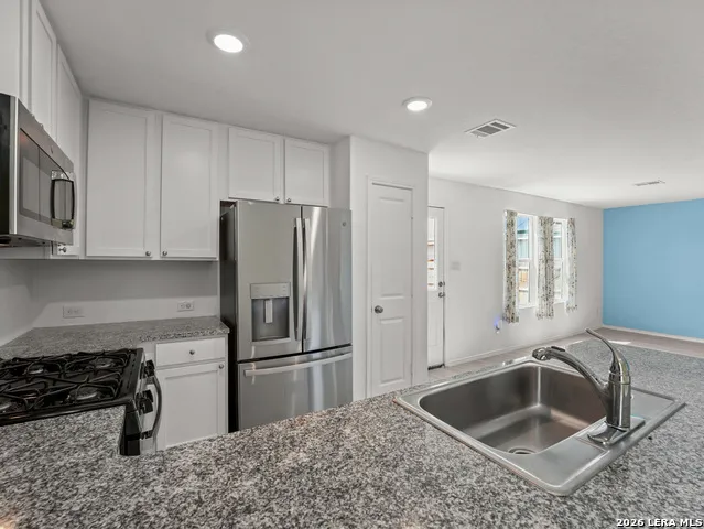 431 De Herrera San Antonio, TX 78220