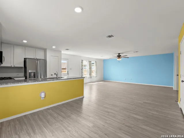 431 De Herrera San Antonio, TX 78220