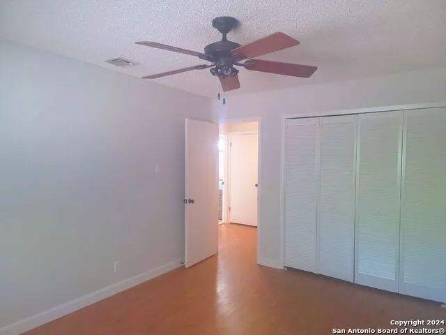 8842 THATCH DR San Antonio, TX 78240