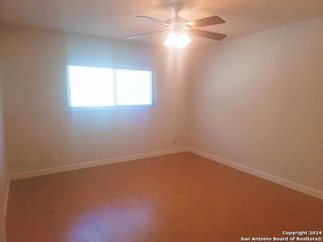 8842 THATCH DR San Antonio, TX 78240
