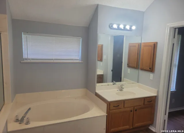 9310 Bowen Dr San Antonio, TX 78250