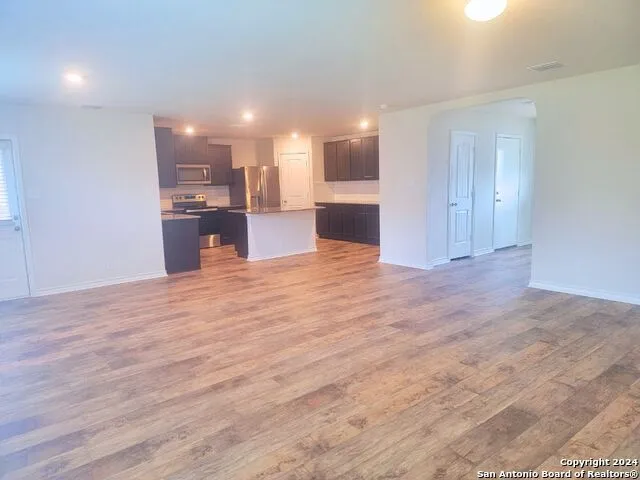 1524 MOSSY JASPER San Antonio, TX 78245