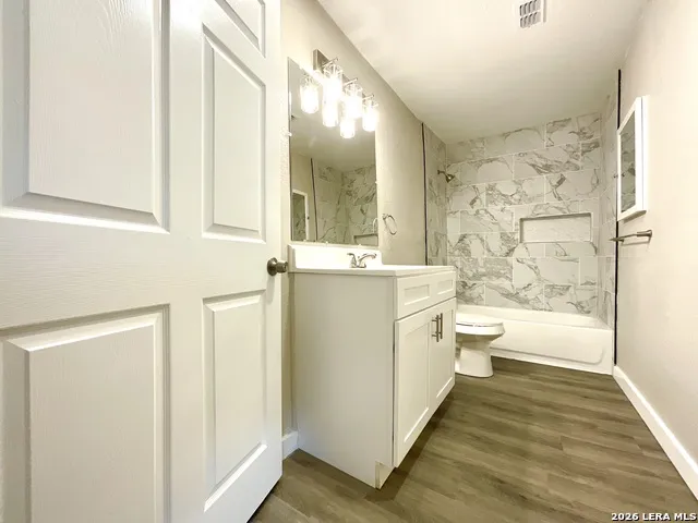 230 Micklejohn San Antonio, TX 78207