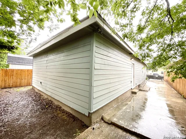 230 Micklejohn San Antonio, TX 78207