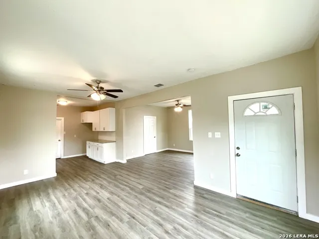 230 Micklejohn San Antonio, TX 78207
