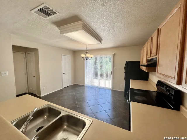 110 Jetlyn Dr San Antonio, TX 78249