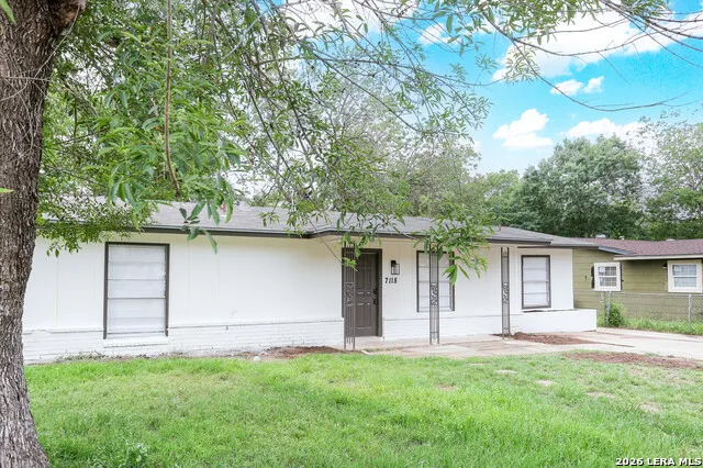 7118 Castleridge San Antonio, TX 78227