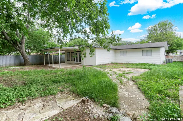 7118 Castleridge San Antonio, TX 78227