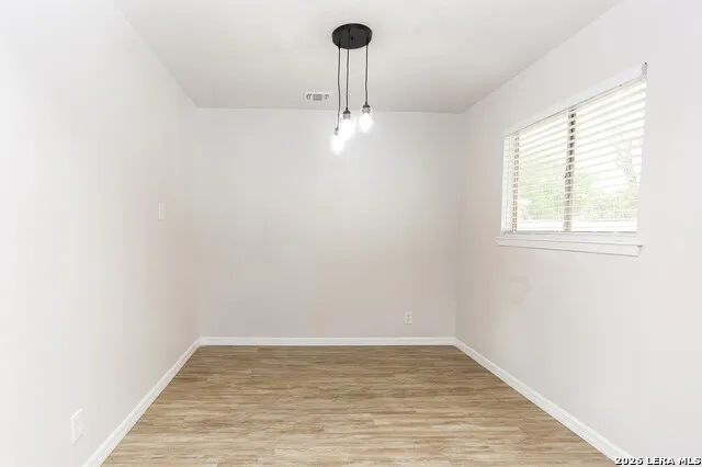 7118 Castleridge San Antonio, TX 78227