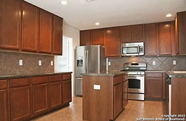 547 RED QUILL NEST San Antonio, TX 78253