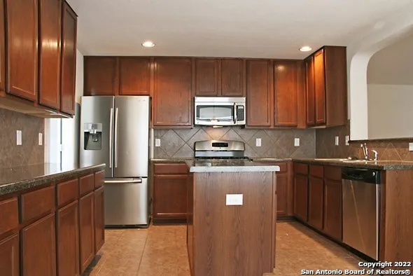 547 RED QUILL NEST San Antonio, TX 78253