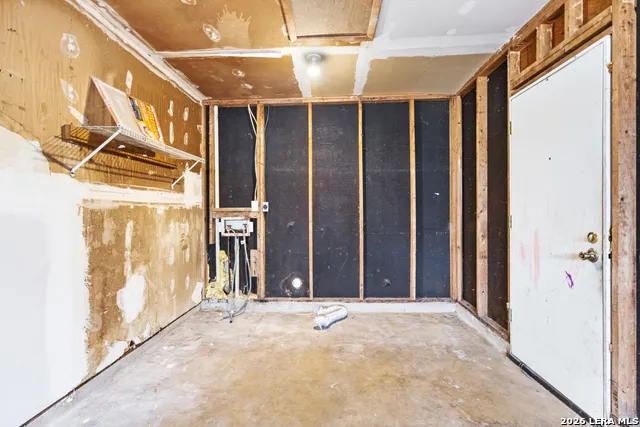 4718 Casa Oro St San Antonio, TX 78233