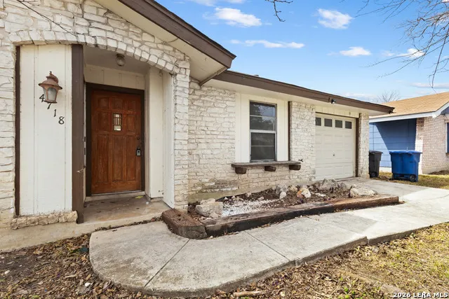 4718 Casa Oro St San Antonio, TX 78233