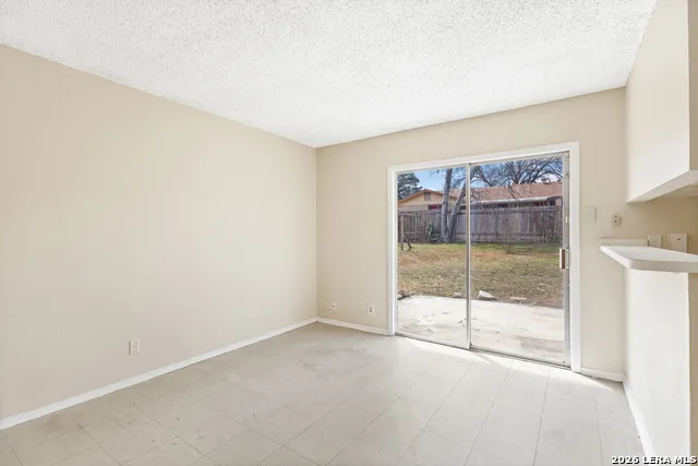 4718 Casa Oro St San Antonio, TX 78233