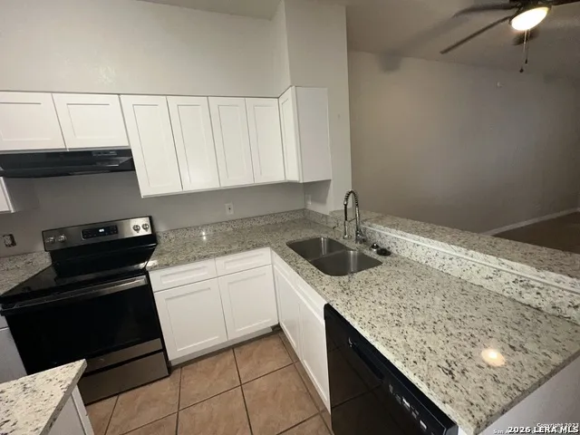 12256 Apricot Dr San Antonio, TX 78247