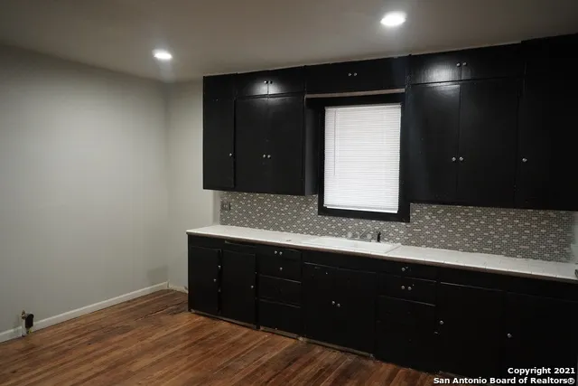 4711 ERIN BLVD San Antonio, TX 78217