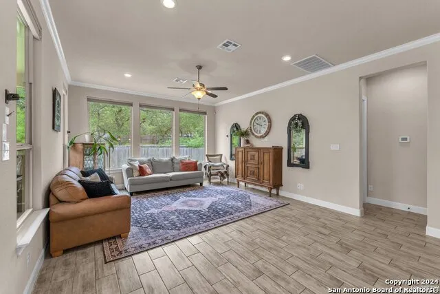 11926 TOWER CRK San Antonio, TX 78253
