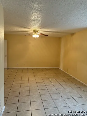 3319 Tree Grove Dr San Antonio, TX 78247