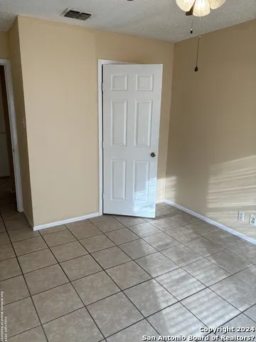 3319 Tree Grove Dr San Antonio, TX 78247