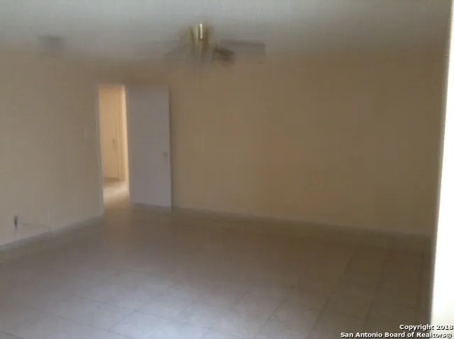 3319 Tree Grove Dr San Antonio, TX 78247
