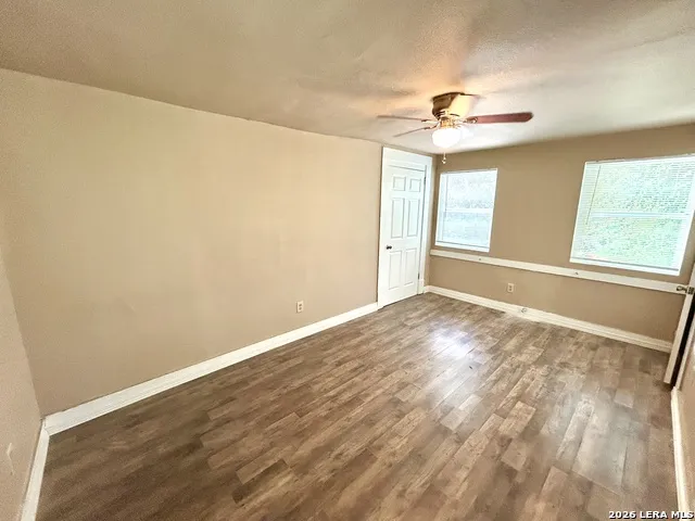 1137 W Ashby Pl Unit 6 San Antonio, TX 78201