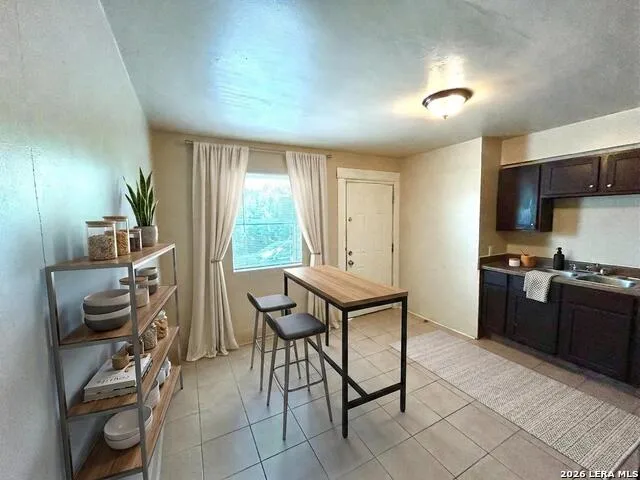 1137 W Ashby Pl Unit 6 San Antonio, TX 78201
