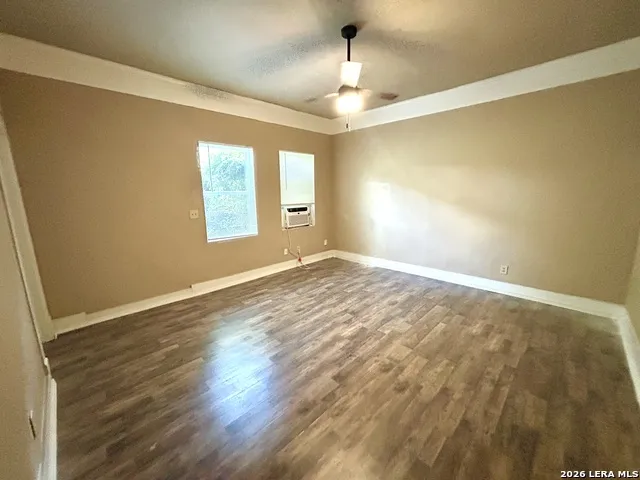 1137 W Ashby Pl Unit 6 San Antonio, TX 78201