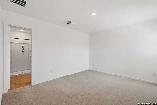 9754 JANEFIELD ML San Antonio, TX 78254