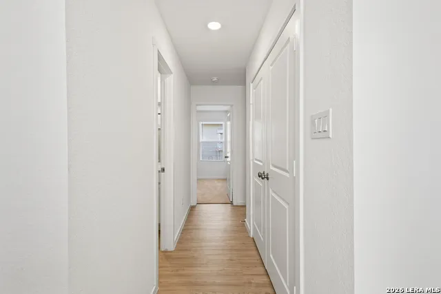 9754 JANEFIELD ML San Antonio, TX 78254