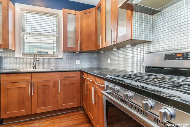 350 CARNAHAN ST San Antonio, TX 78209