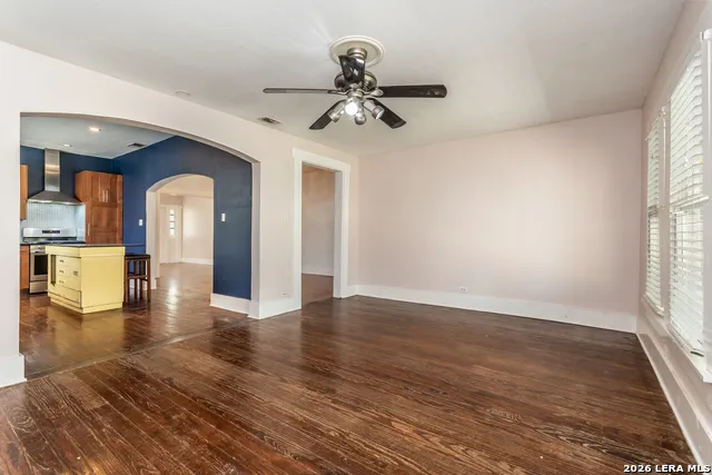 350 CARNAHAN ST San Antonio, TX 78209