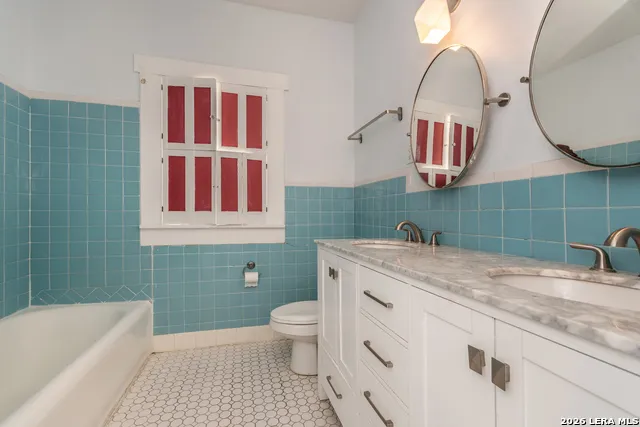 350 CARNAHAN ST San Antonio, TX 78209