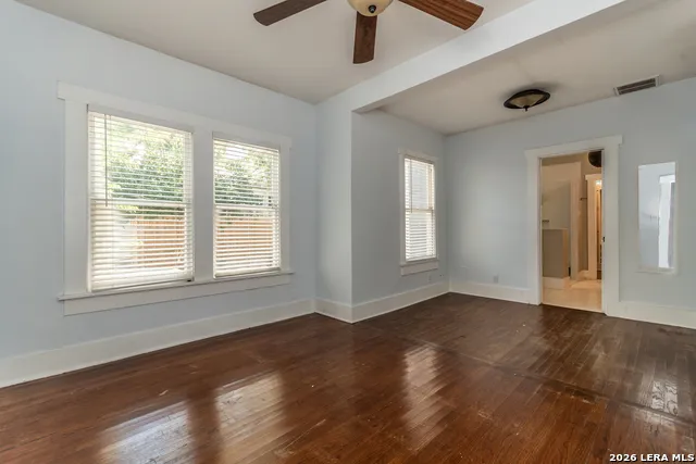350 CARNAHAN ST San Antonio, TX 78209