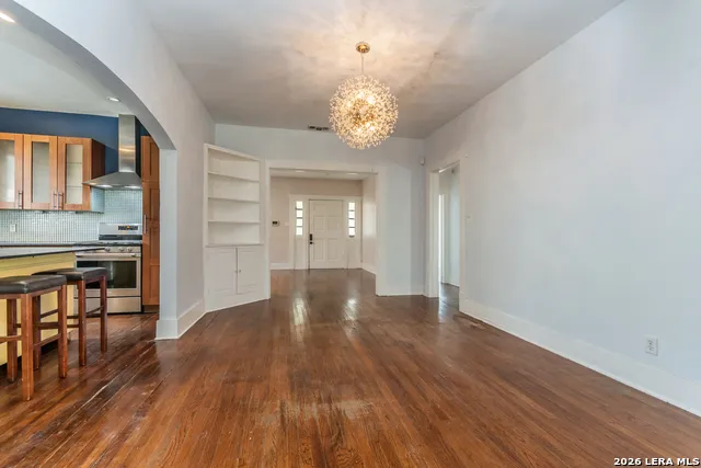 350 CARNAHAN ST San Antonio, TX 78209