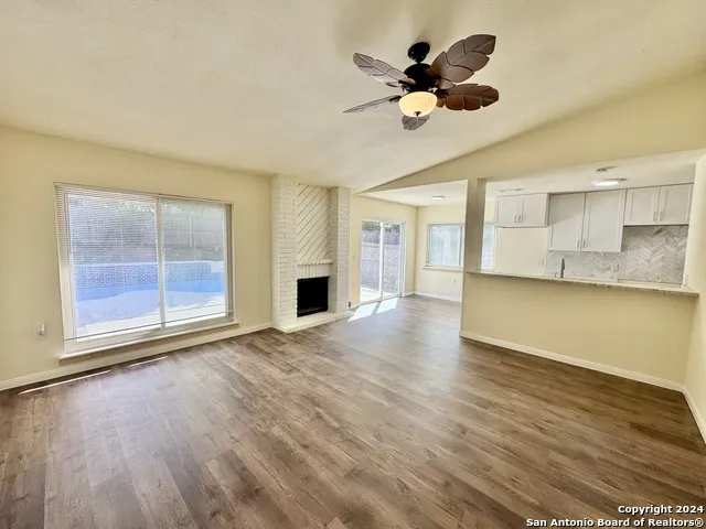 5806 Misty Gln San Antonio, TX 78247