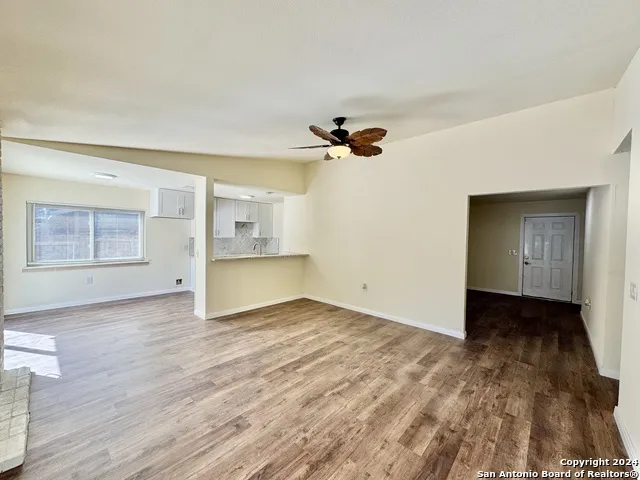 5806 Misty Gln San Antonio, TX 78247