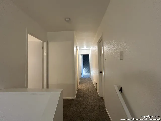 9215 POWHATAN DR San Antonio, TX 78230