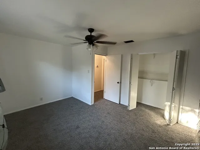 9215 POWHATAN DR San Antonio, TX 78230