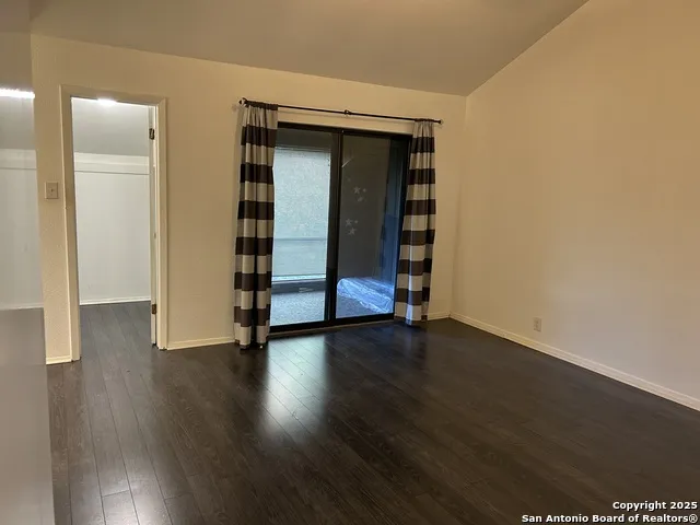 9215 POWHATAN DR San Antonio, TX 78230