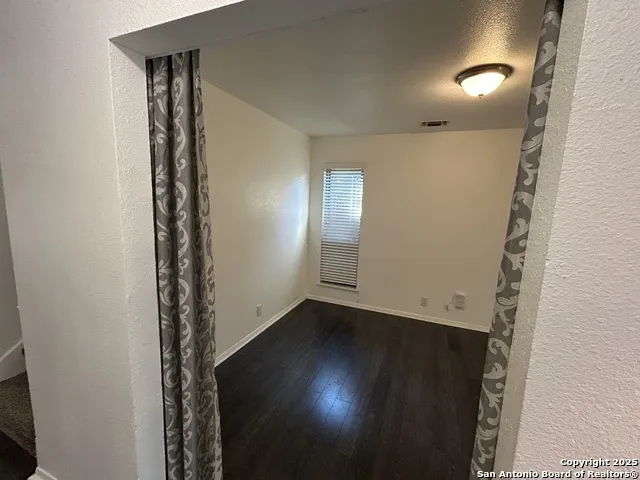 9215 POWHATAN DR San Antonio, TX 78230