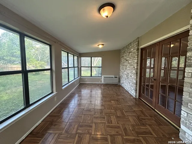 826 TIMBER DR New Braunfels, TX 78130