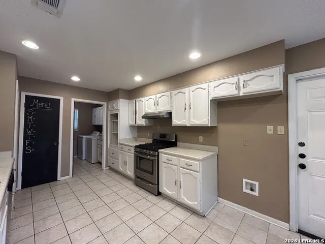 826 TIMBER DR New Braunfels, TX 78130