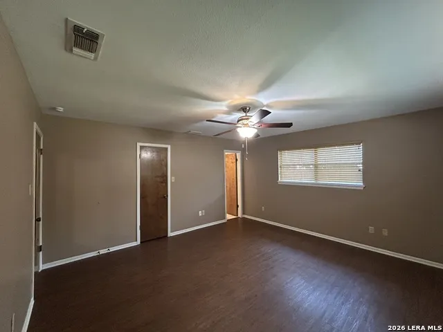 826 TIMBER DR New Braunfels, TX 78130