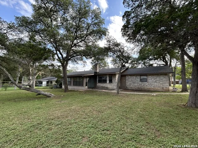 826 TIMBER DR New Braunfels, TX 78130